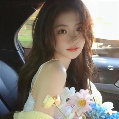 跳舞的红色公交